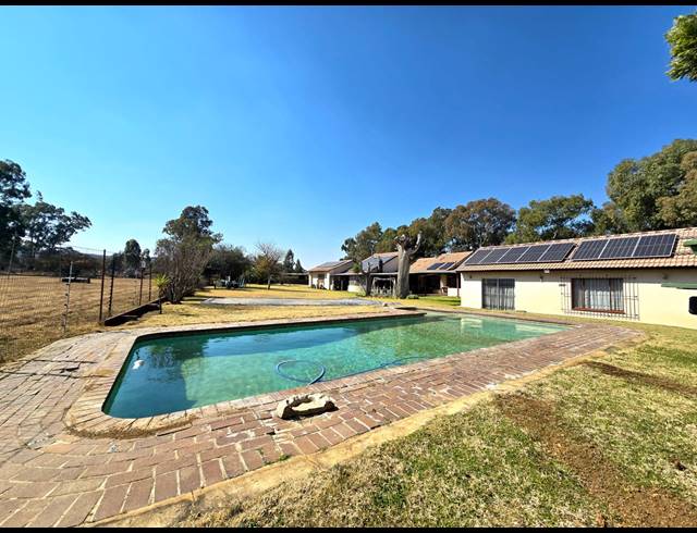 19,348M² SMALLHOLDING FOR SALE IN DE DEUR